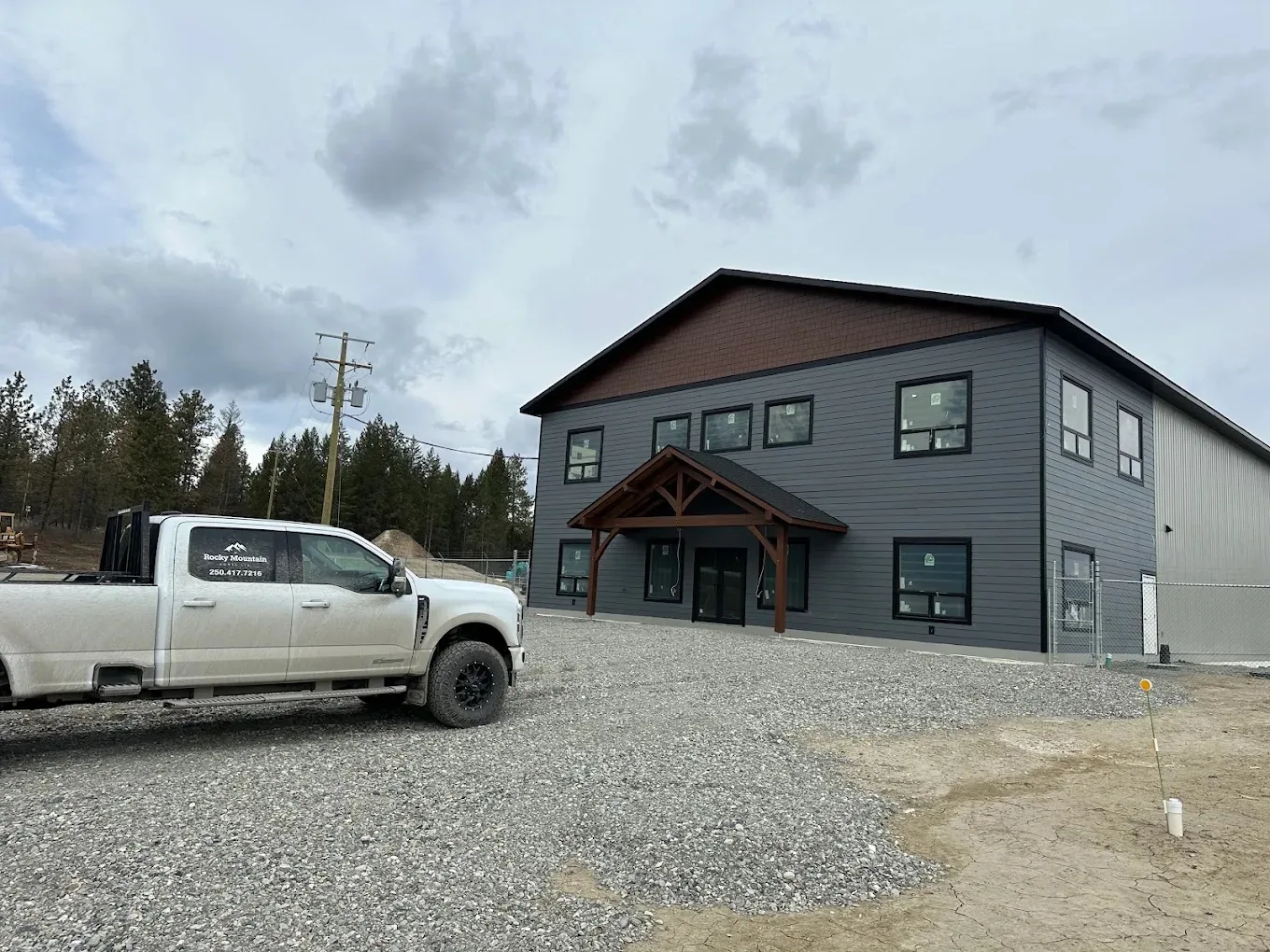 Commercial Build — photo 2