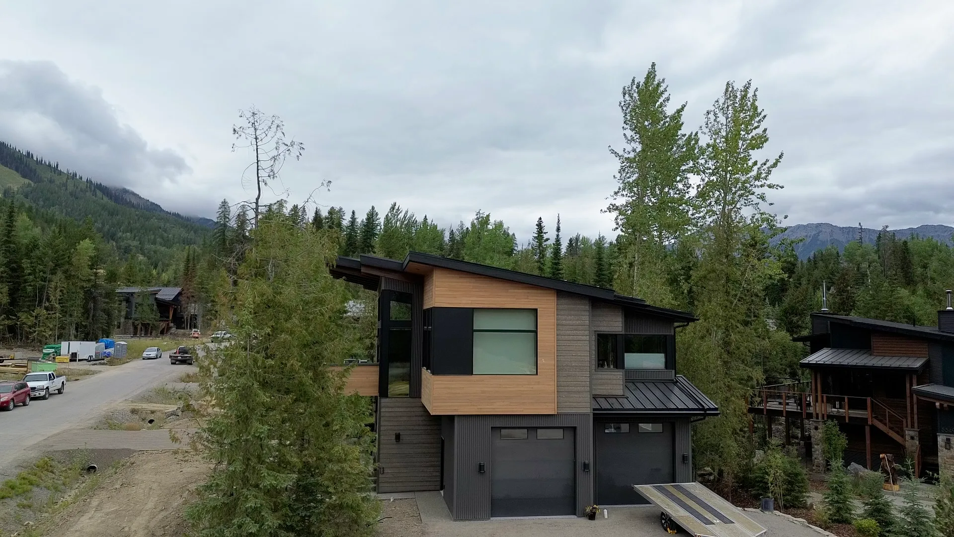 The Fernie Ski Home — photo 1